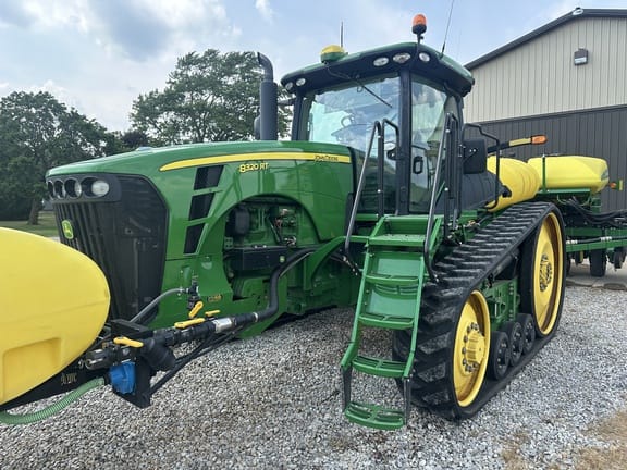 2010 John Deere 8320RT Equipment Image0