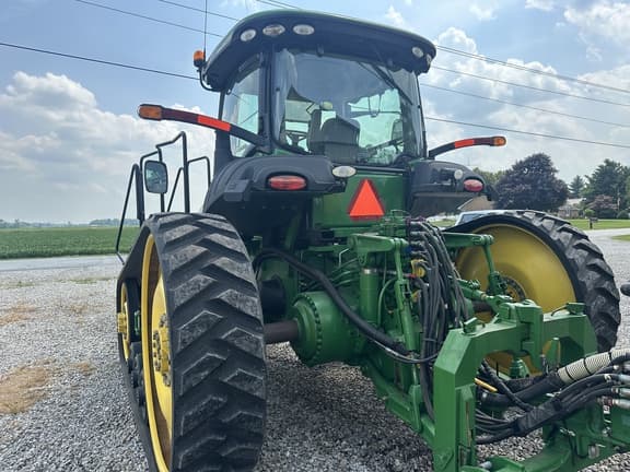 Image of John Deere 8320RT equipment image 2
