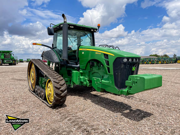 Image of John Deere 8320RT equipment image 2