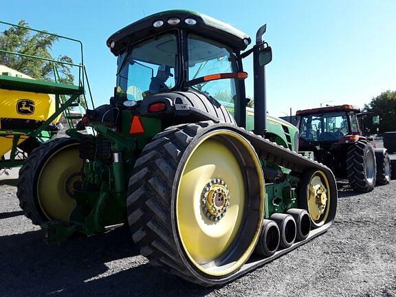 Image of John Deere 8320RT equipment image 2