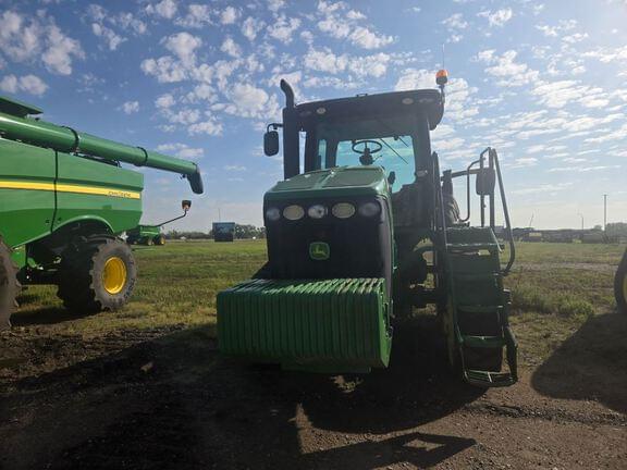 Image of John Deere 8320RT equipment image 1