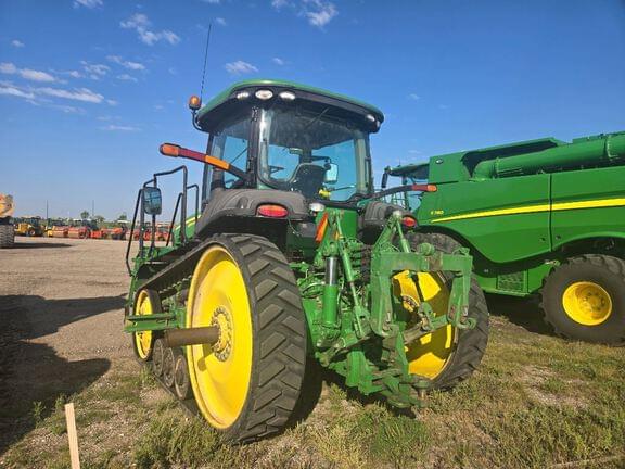 Image of John Deere 8320RT equipment image 3