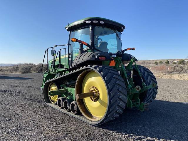 Image of John Deere 8320RT equipment image 4