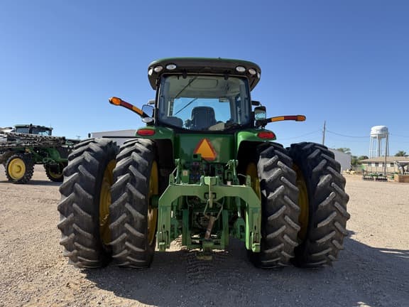 Image of John Deere 8345R equipment image 3