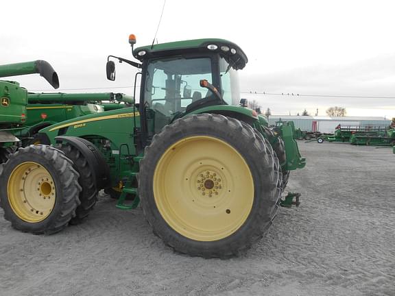 Image of John Deere 8345R equipment image 1