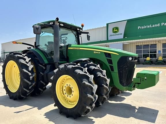 Image of John Deere 8345R equipment image 1
