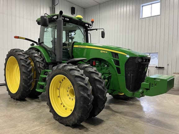 2010 John Deere 8345R Equipment Image0
