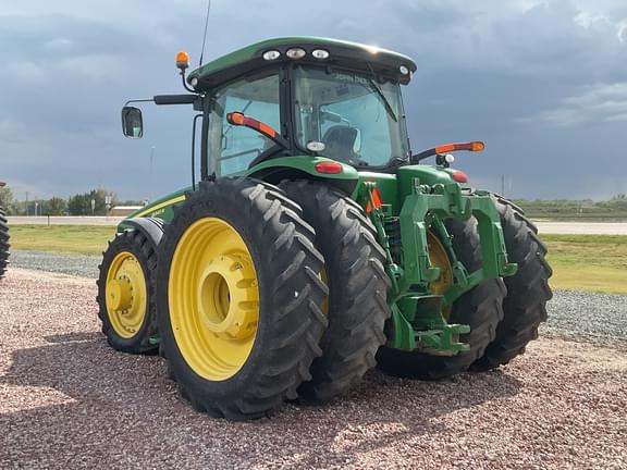 Image of John Deere 8345R equipment image 1