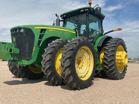 2010 John Deere 8345R Equipment Image0