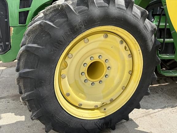Image of John Deere 8345R equipment image 3