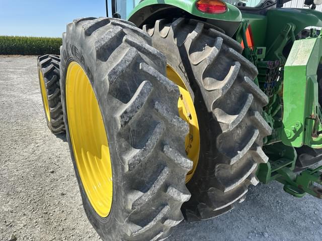 Image of John Deere 8345R equipment image 4
