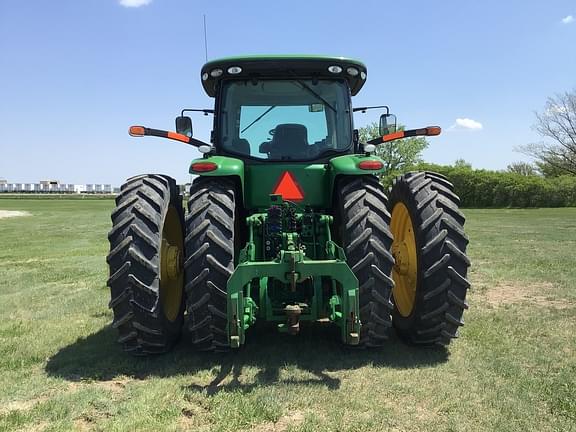 Image of John Deere 8345R equipment image 4