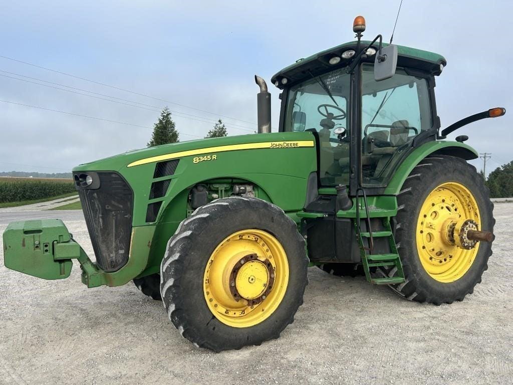 2010 John Deere 8345R Equipment Image0