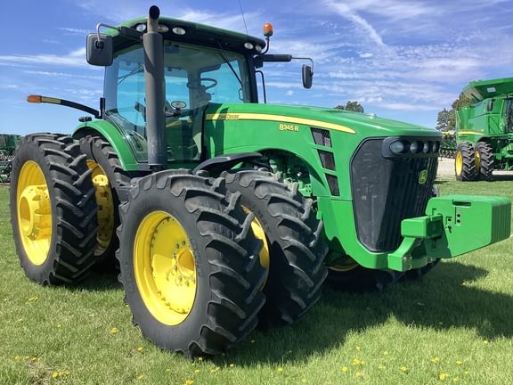 2010 John Deere 8345R Equipment Image0