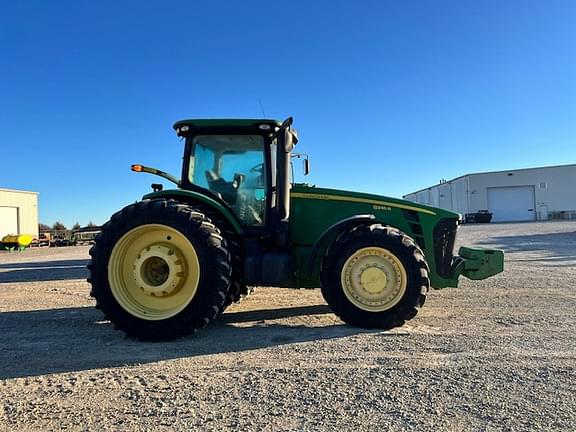 Image of John Deere 8345R equipment image 2