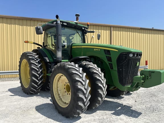2010 John Deere 8345R Equipment Image0