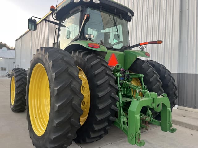 Image of John Deere 8345R equipment image 4