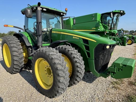 Image of John Deere 8345R equipment image 1