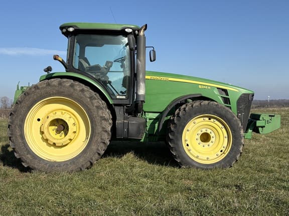 Image of John Deere 8345R equipment image 2
