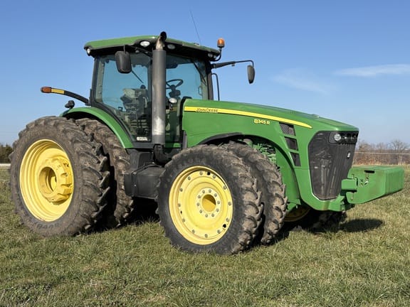 2010 John Deere 8345R Equipment Image0