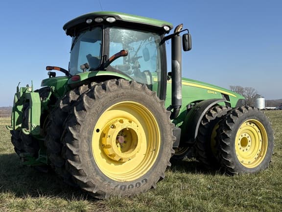 Image of John Deere 8345R equipment image 3