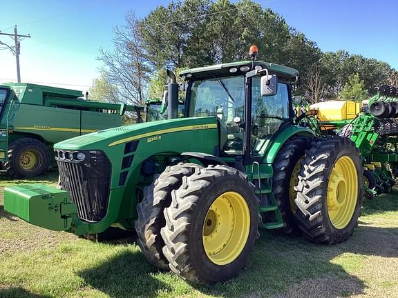 Image of John Deere 8345R equipment image 1