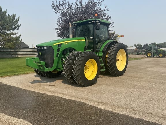 2010 John Deere 8345R Equipment Image0
