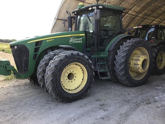 Image of John Deere 8345R equipment image 1