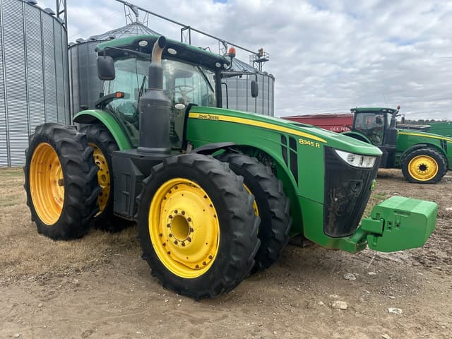 Image of John Deere 8345R equipment image 1