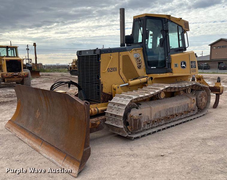Image of John Deere 850J Primary image