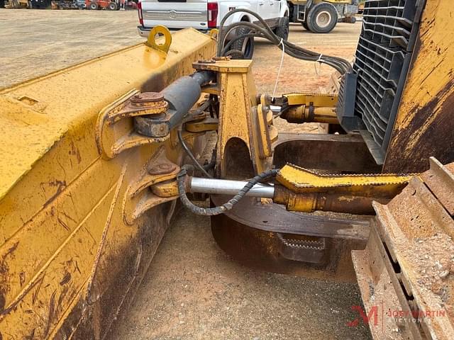 Image of John Deere 850J equipment image 4