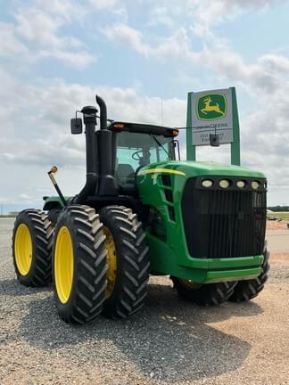 Image of John Deere 9230 equipment image 1