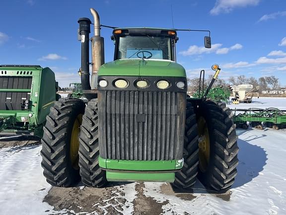 Image of John Deere 9230 equipment image 1