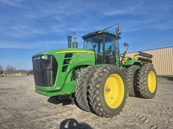 2010 John Deere 9230 Equipment Image0