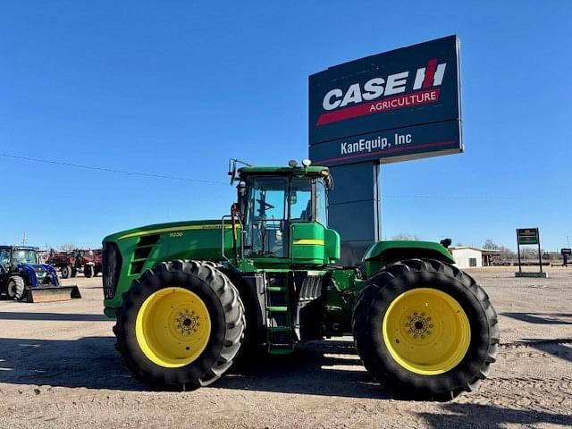 Image of John Deere 9230 equipment image 1