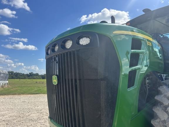 Image of John Deere 9230 equipment image 4