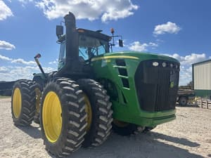 2010 John Deere 9230 Image