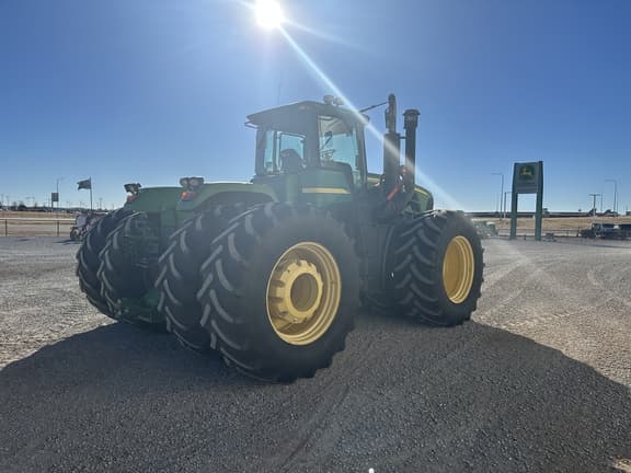 Image of John Deere 9330 equipment image 4