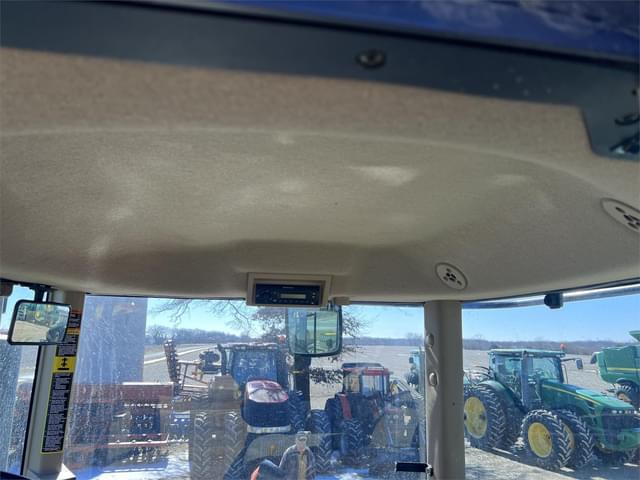 Image of John Deere 9330 equipment image 4