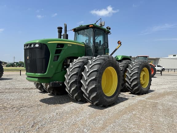 Image of John Deere 9330 Primary image