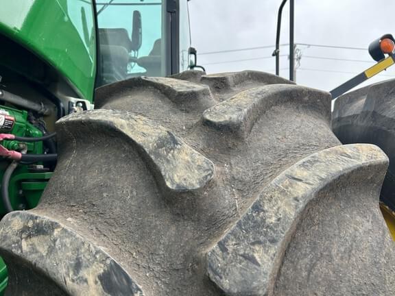 Image of John Deere 9330 equipment image 2