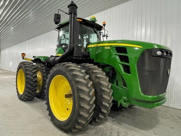 2010 John Deere 9330 Equipment Image0