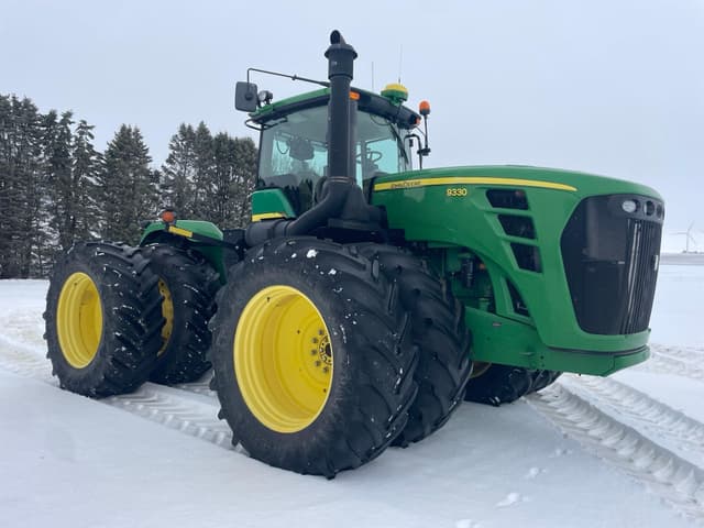Image of John Deere 9330 equipment image 2