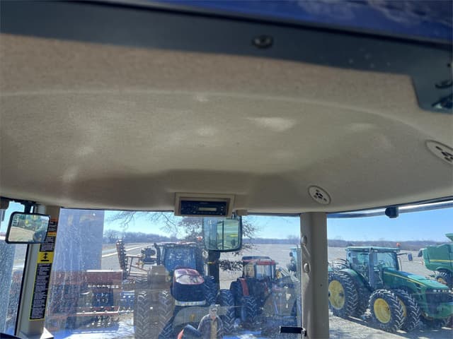 Image of John Deere 9330 equipment image 4