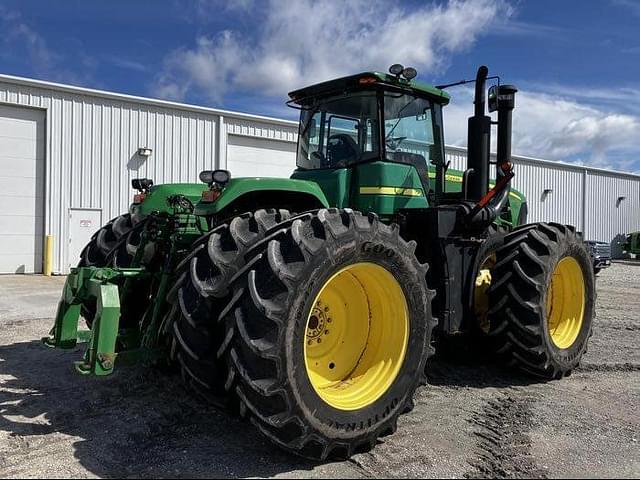 Image of John Deere 9330 equipment image 3