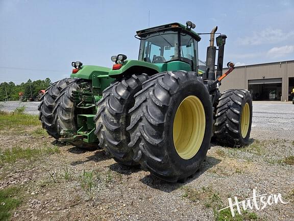 Image of John Deere 9330 equipment image 3