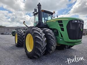 2010 John Deere 9330 Image