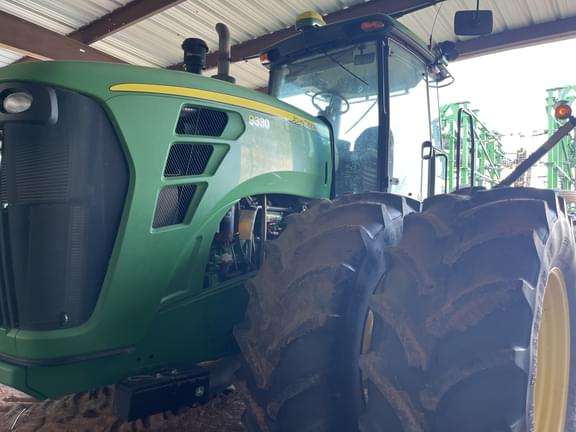 Image of John Deere 9330 equipment image 4
