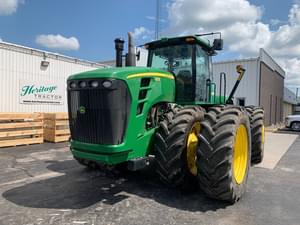 2010 John Deere 9330 Image