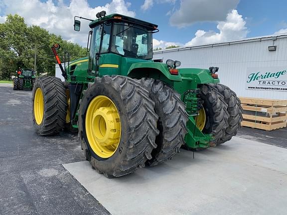 Image of John Deere 9330 equipment image 2